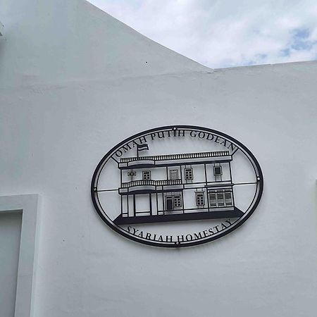 Hotel Reddoorz Syariah At Jalan Godean Ngabean Esterno foto